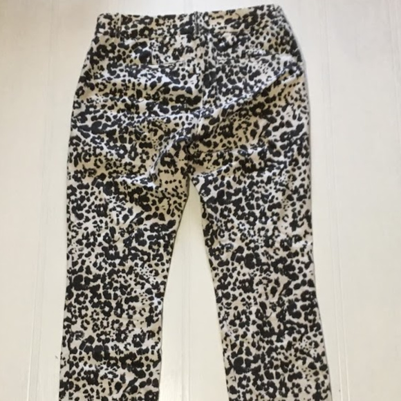 J Crew Bennett Cropped Chino In Snowcat Size 4 - Picture 3 of 5